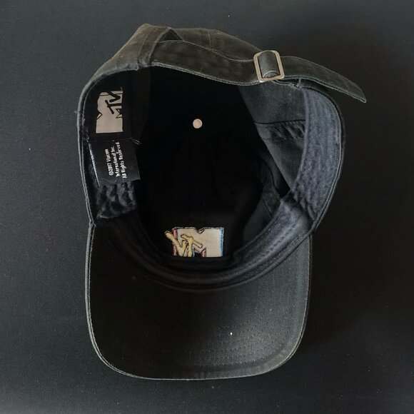 Throwback Hat - Picture 3 of 3